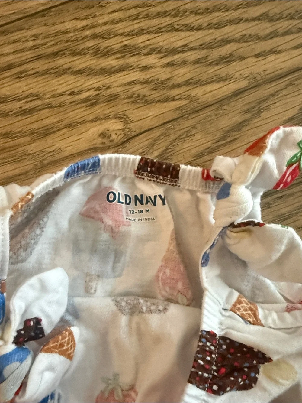Old Navy Ice Cream Outfit